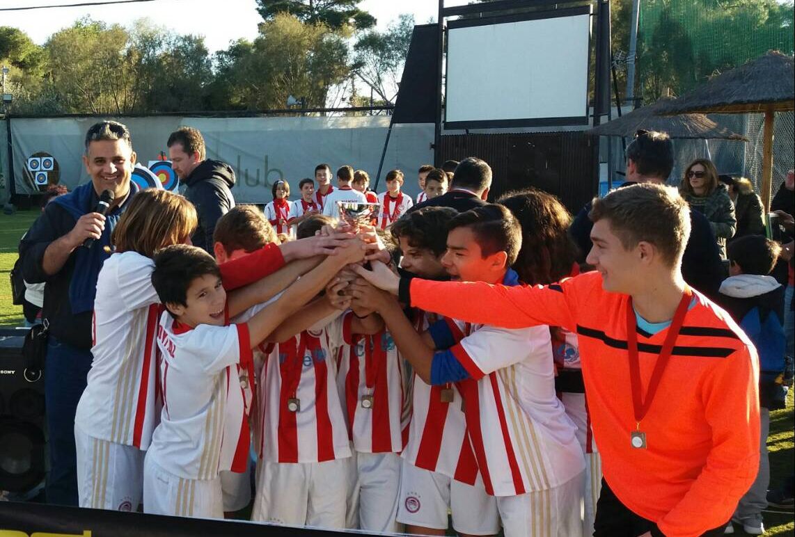 Κούπα για τη Σχολή Ρέντη