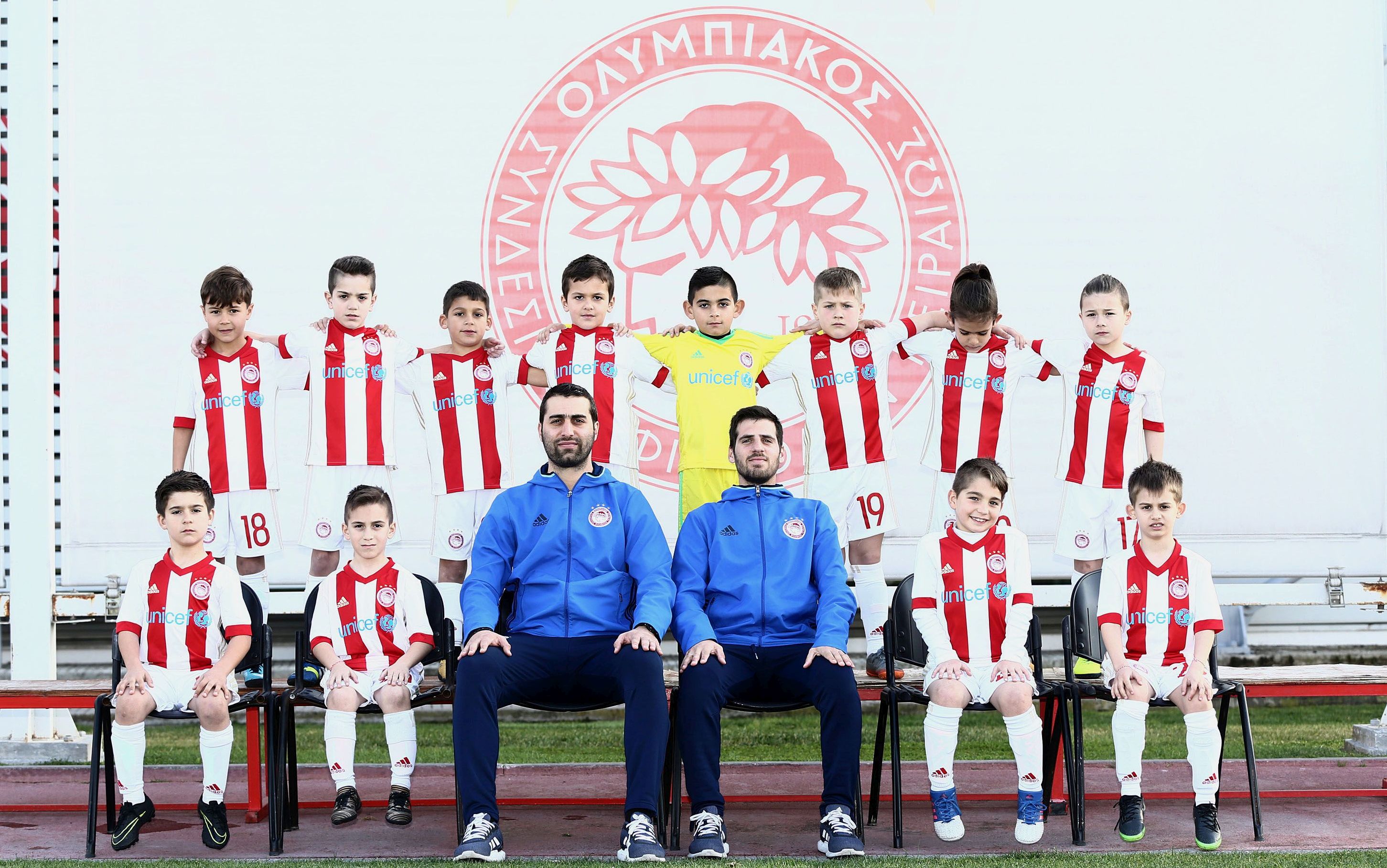 Τα αστέρια της Κ-8 του Θρύλου!