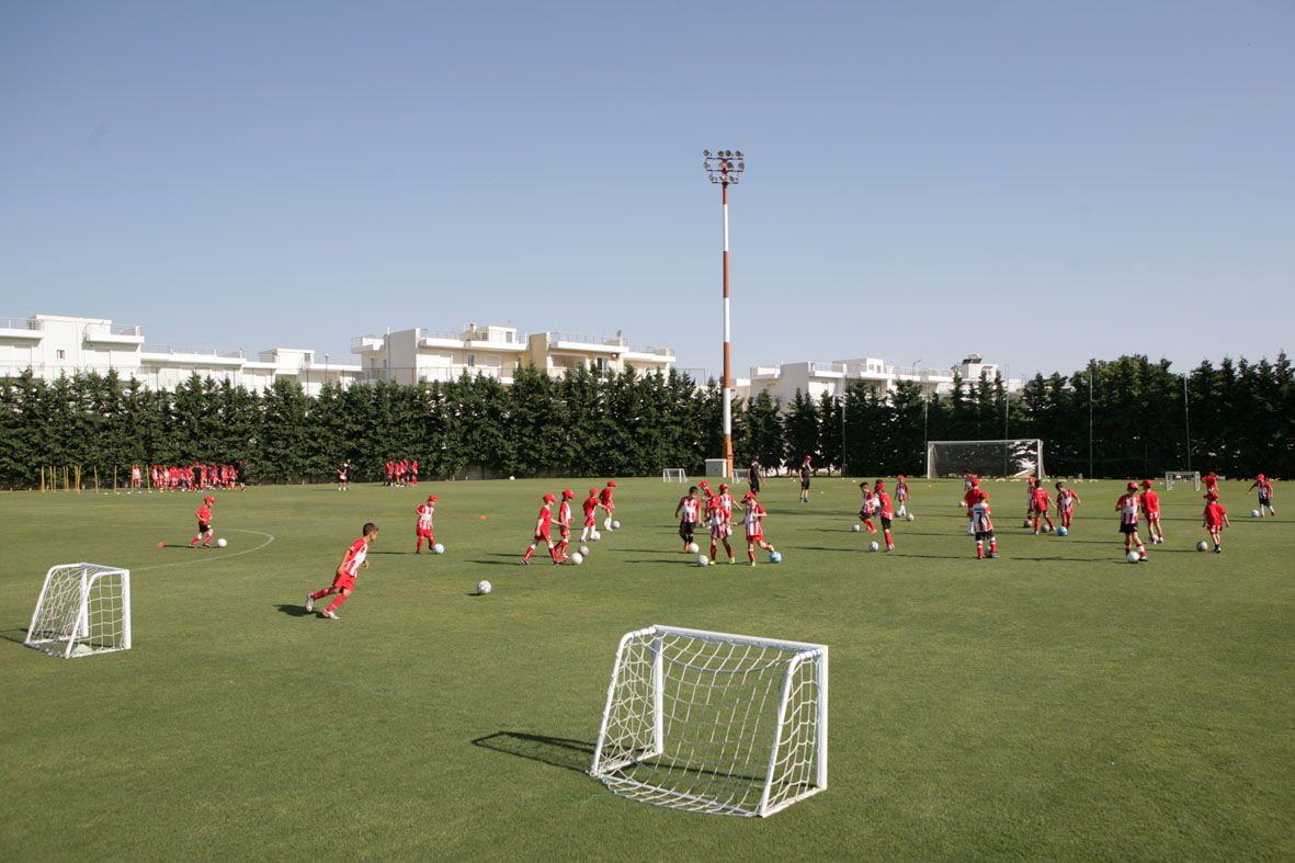 Δοκιμαστικά και αξιολογήσεις νεαρών παικτών στο Ρέντη