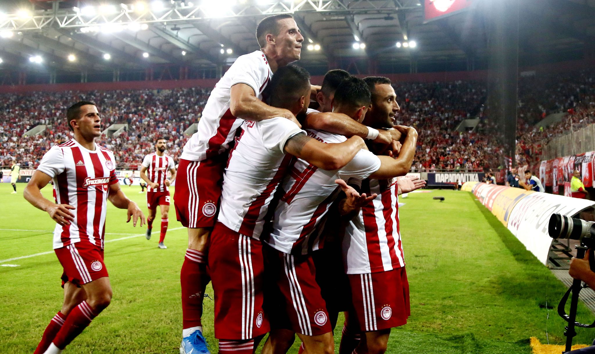 олимпиакос пафос. Olympiacos fc. миливоевич олимпиакос. олимпиакос пафос. мвилла олимпиакос.