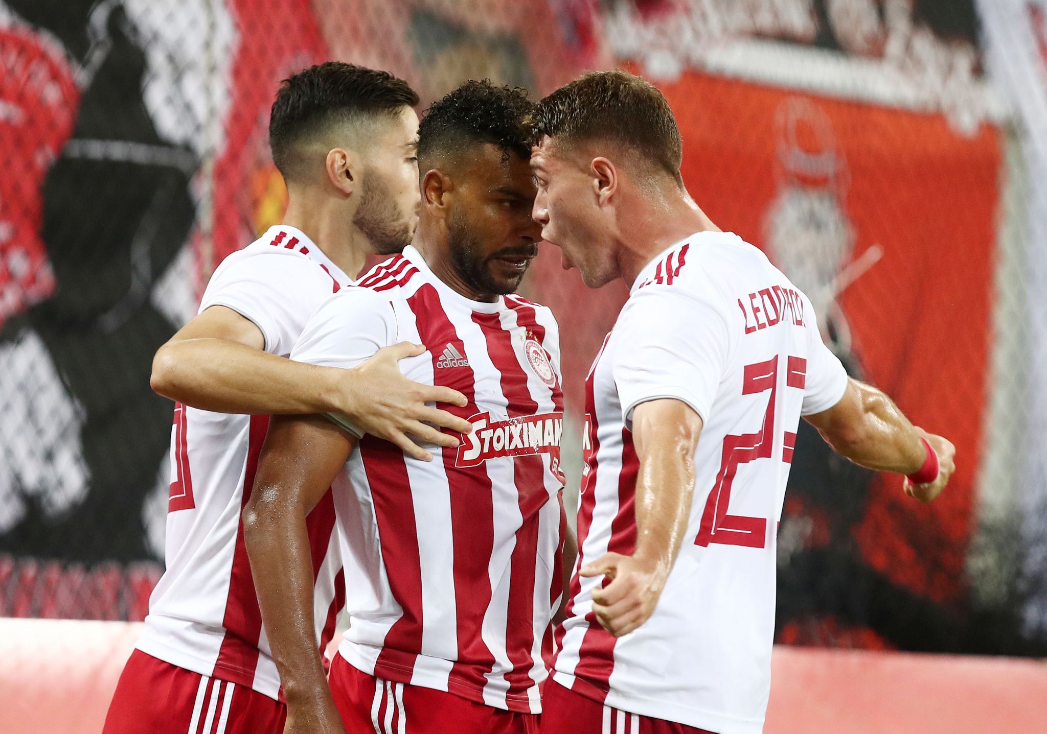 Victoria firmada por Soudani