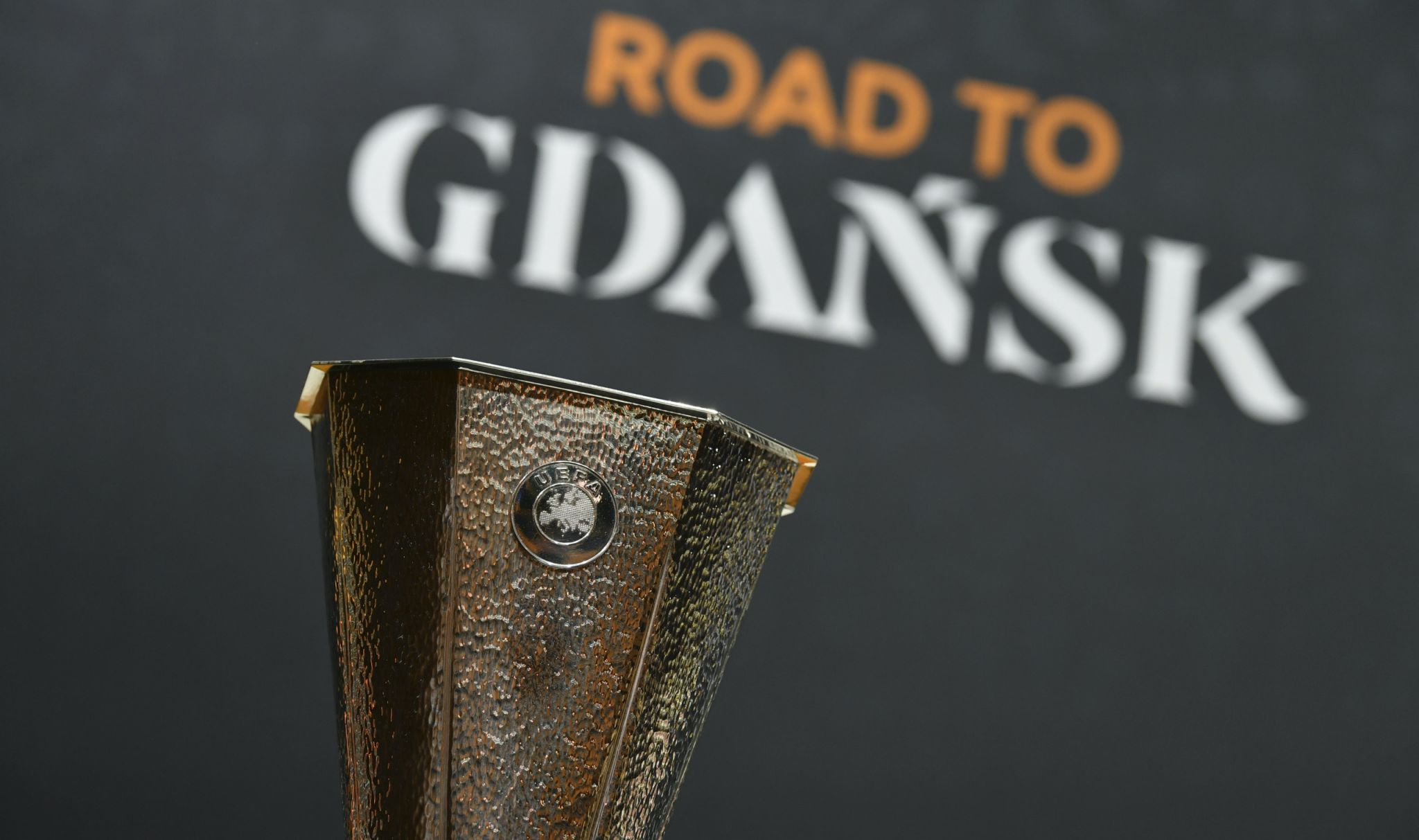 Η Γουλβς αντίπαλος του Ολυμπιακού στους «16»