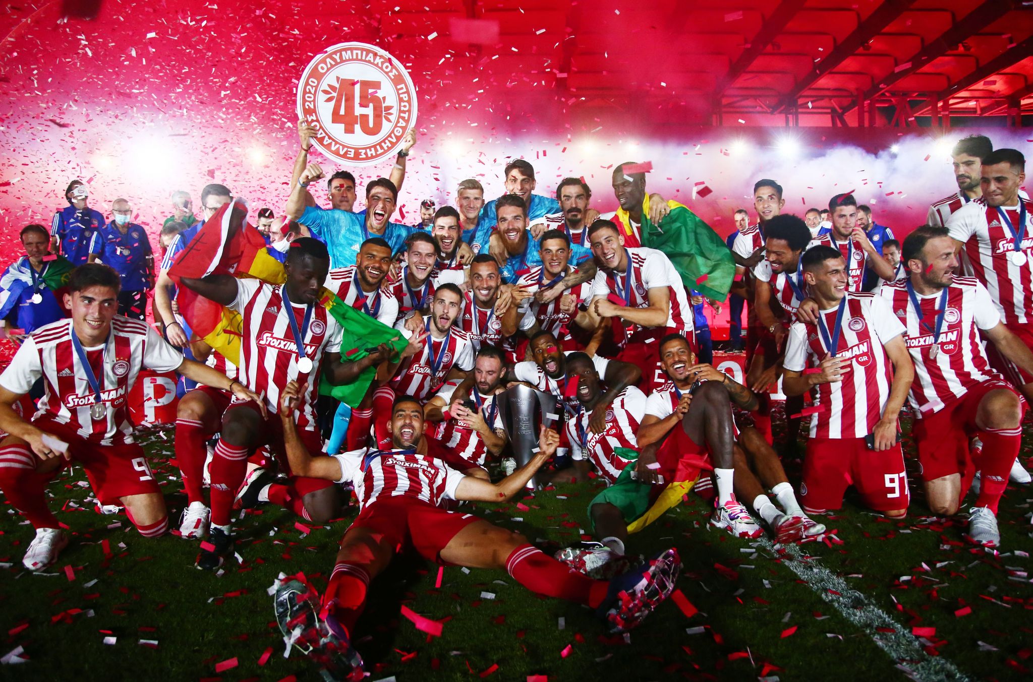 45 legendary leagues and we continue... - ΟΛΥΜΠΙΑΚΟΣ - Olympiacos.org