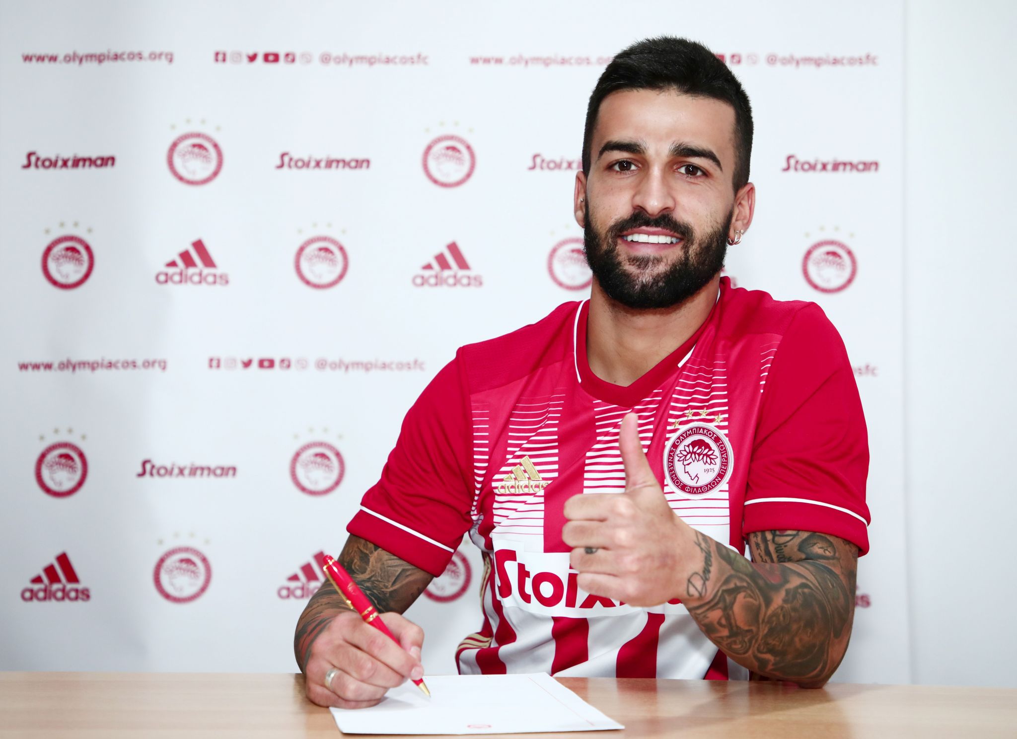 Ο Τιάγκο Σίλβα στον Ολυμπιακό