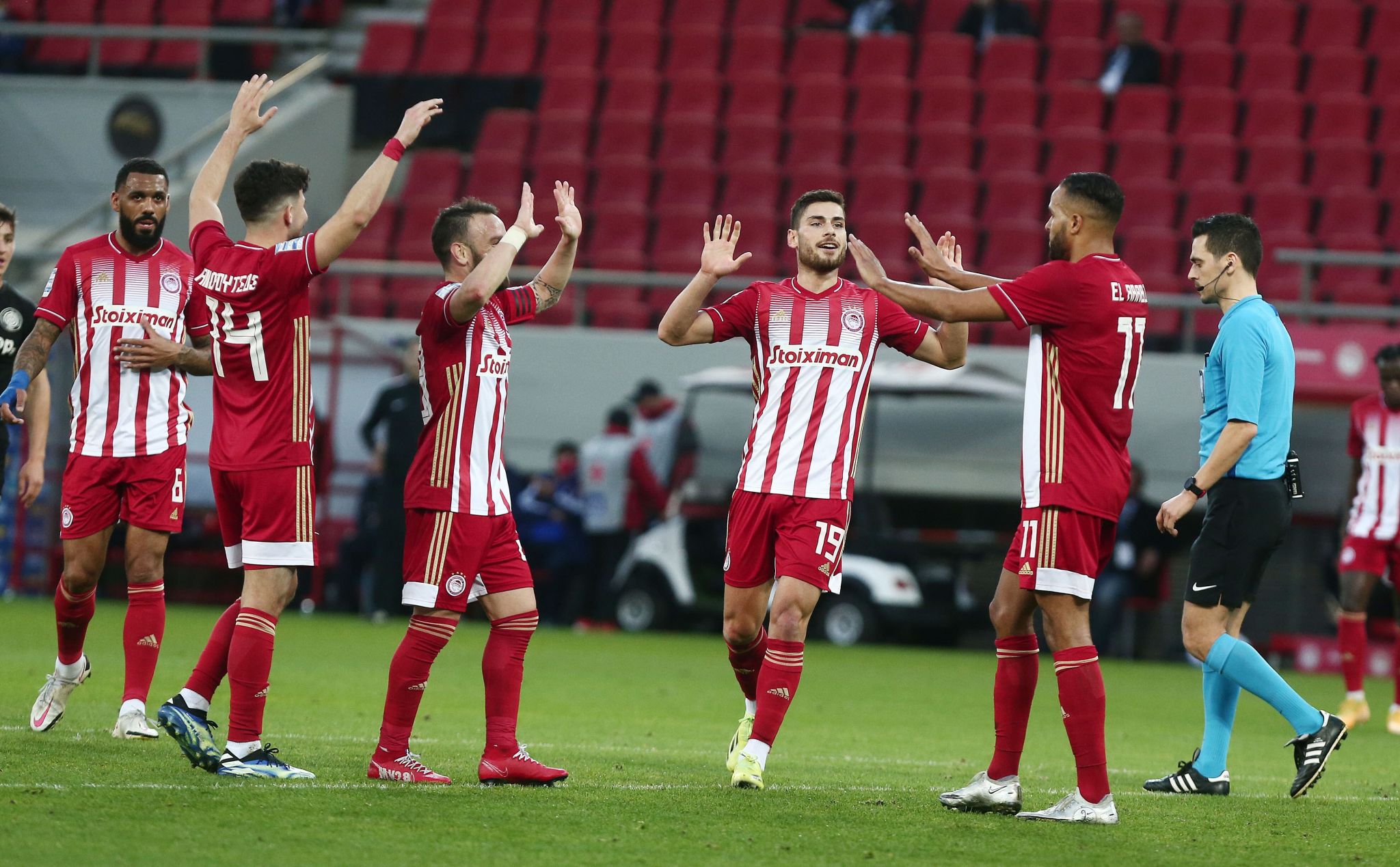 Se aleja como líder con tres puntos más