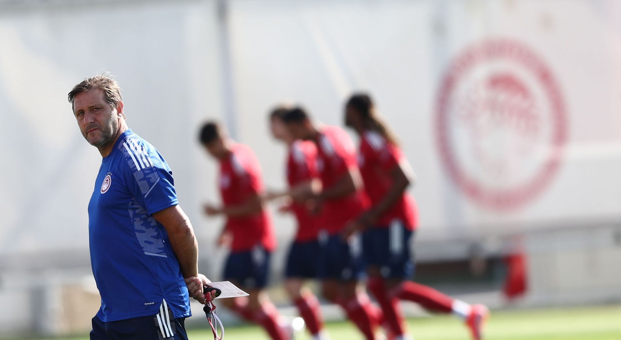 Πρώτη με χαμόγελα