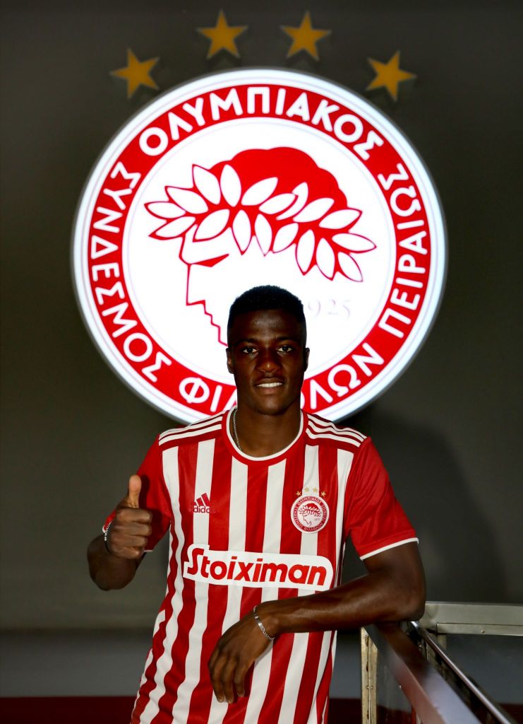 Photostory from the transfer of Algassime Bah at Olympiacos