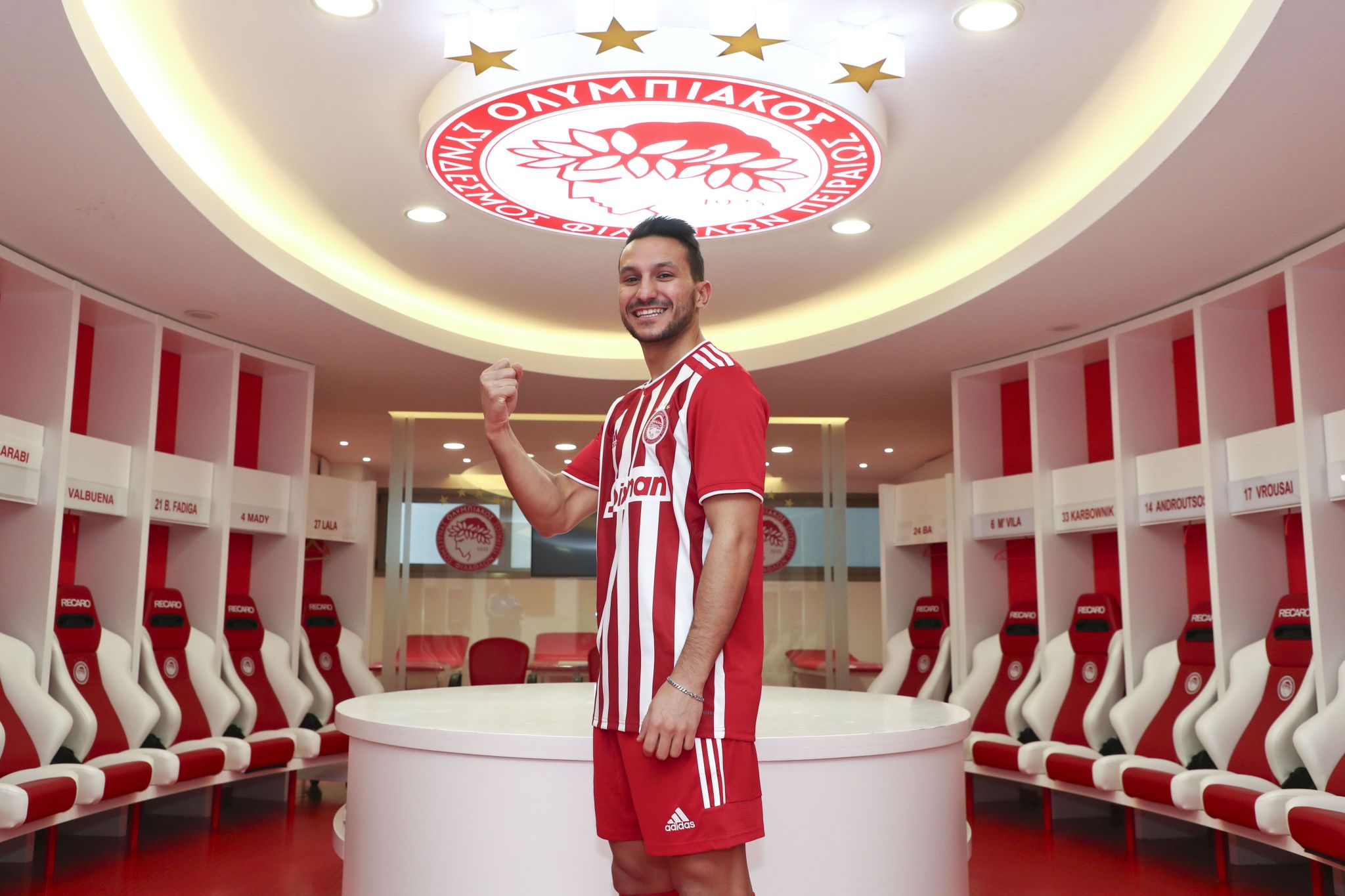 Παίκτης του Ολυμπιακού ο Ζοάο Καρβάλιο - ΟΛΥΜΠΙΑΚΟΣ - Olympiacos.org