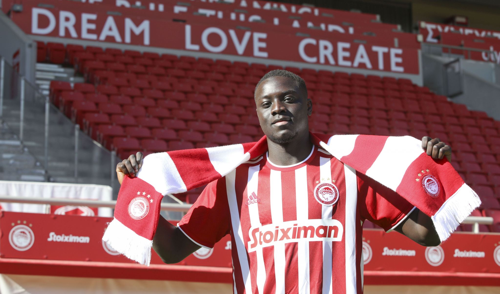 Παίκτης του Ολυμπιακού ο Νταμπό