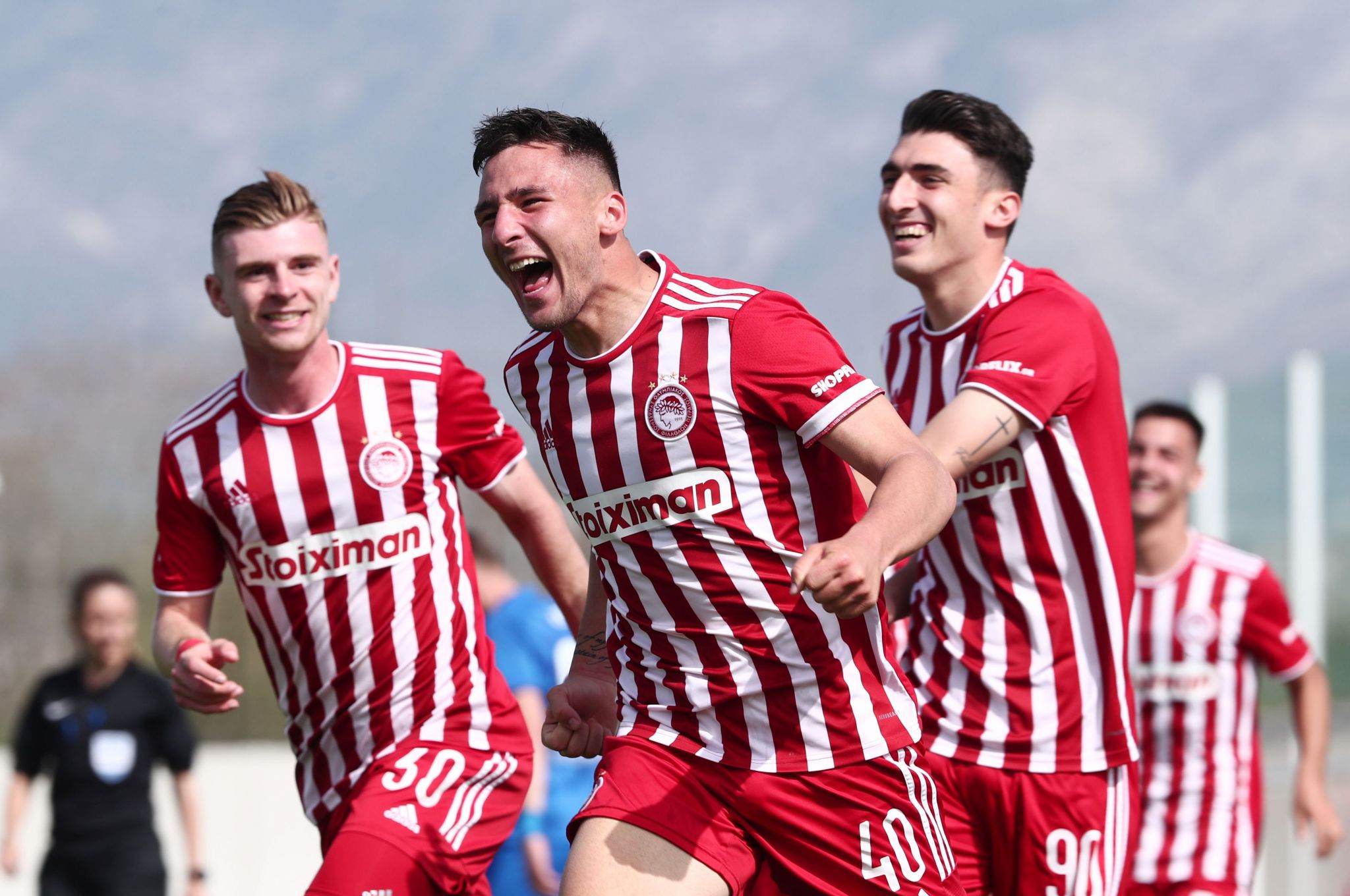 Ανώτερος και νικητής