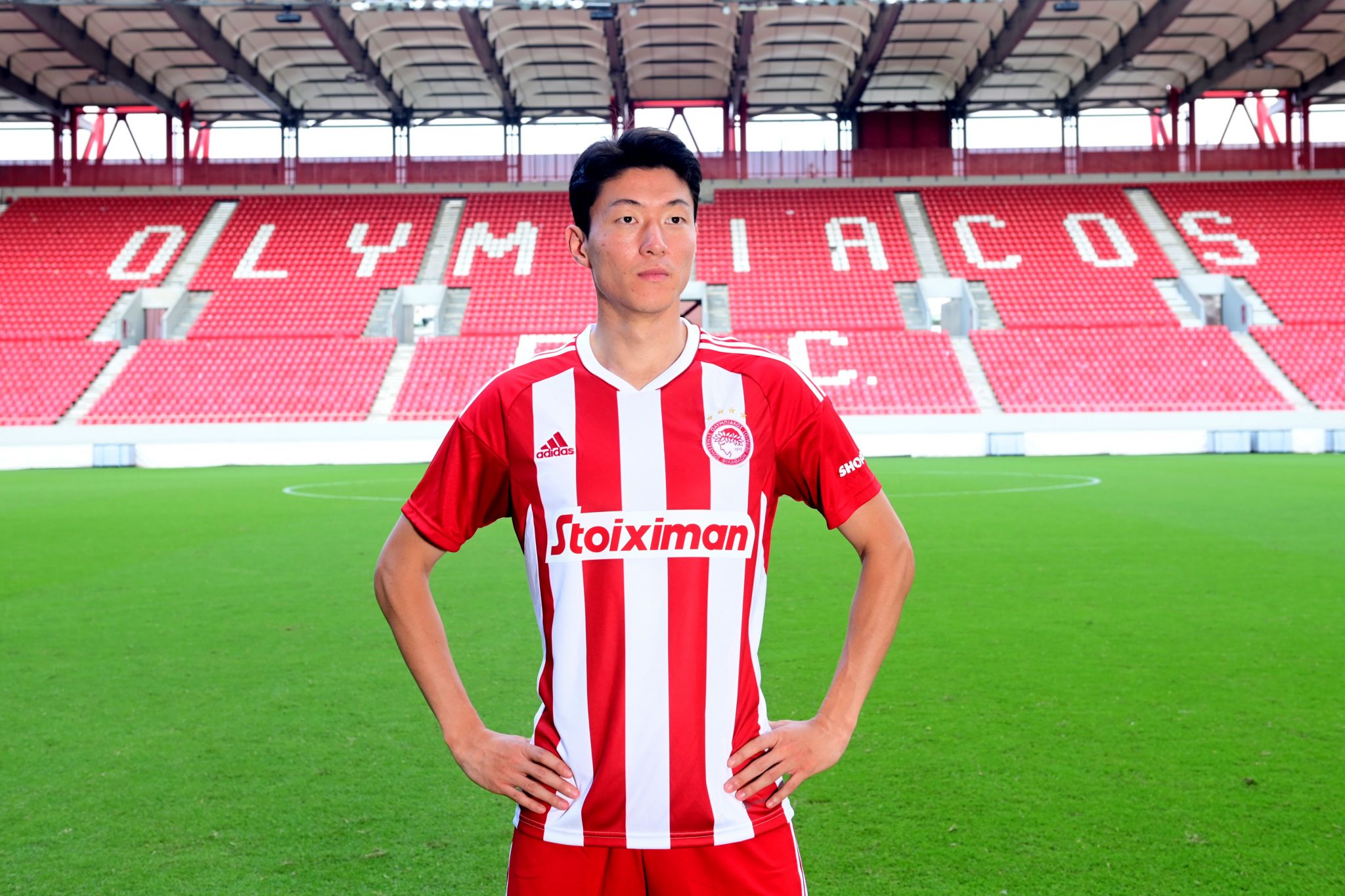 El Olympiacós ficha a Ui-Jo Hwang