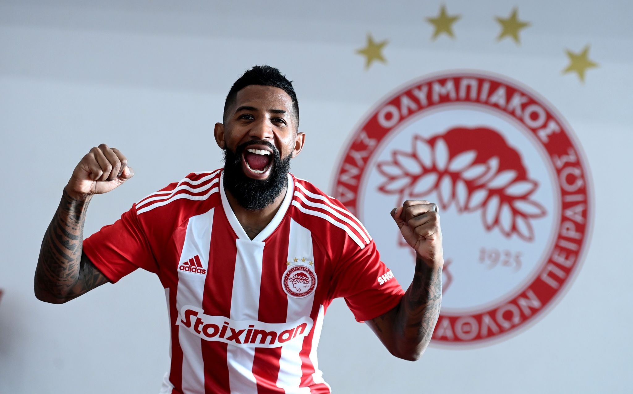 Rodinei en el Olympiacós