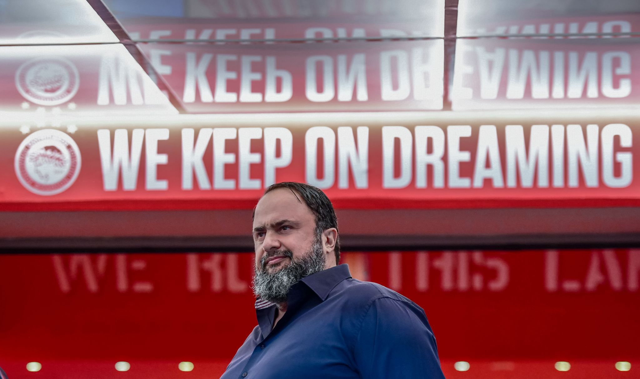 Β. Μαρινάκης: «Εύχομαι μια χρονιά γεμάτη χαρές, δύναμη, δημιουργικότητα και υγεία»