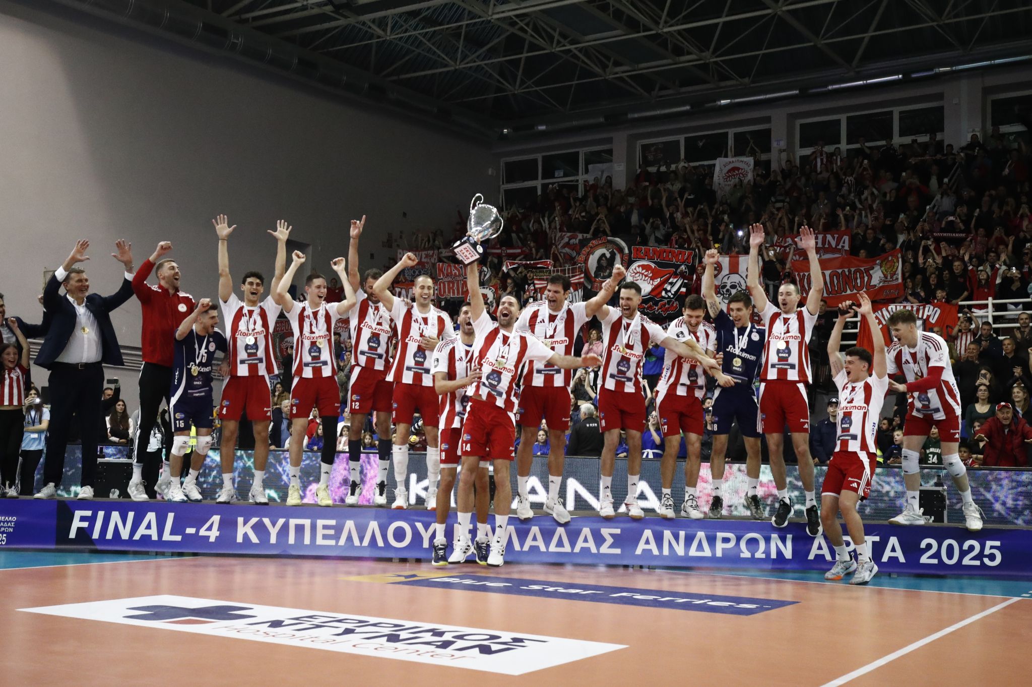 Συγχαρητήρια στην ανδρική ομάδα βόλεϊ του Ολυμπιακού