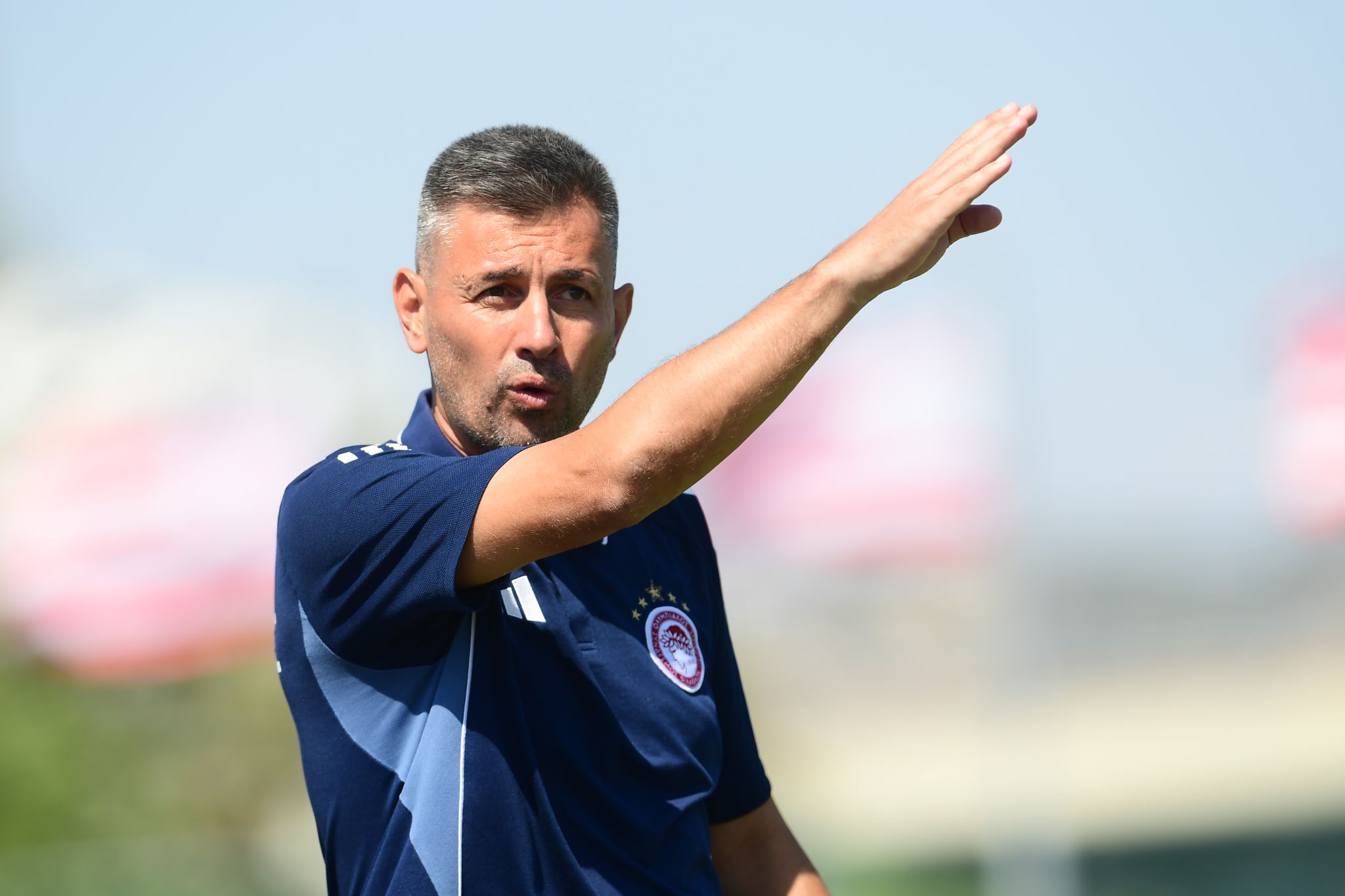 Σίμος: «Ο Ολυμπιακός έδειξε το δρόμο, η κατάκτηση του Youth League δημιούργησε σεβασμό»