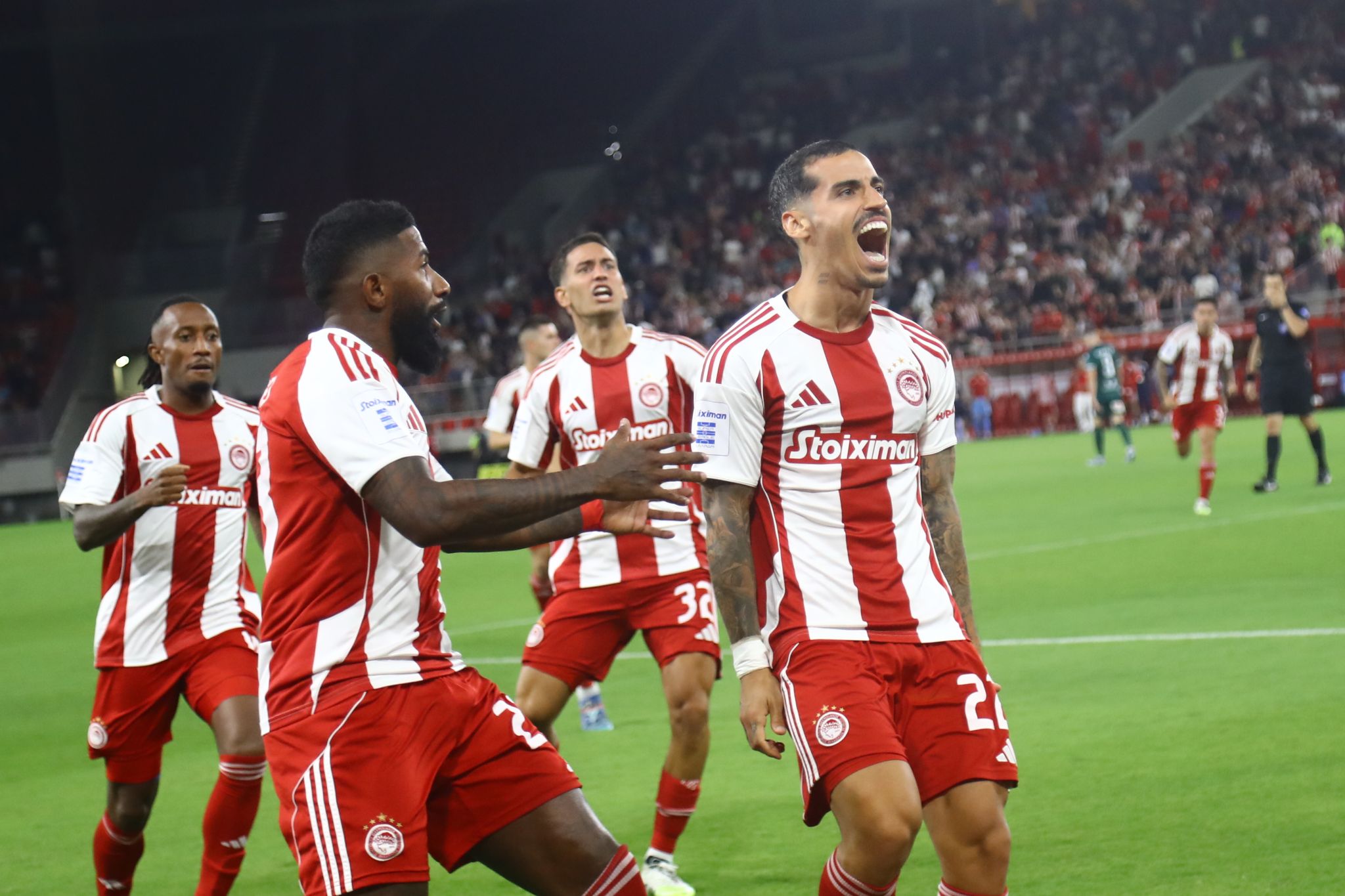 The Legend holds on to first place