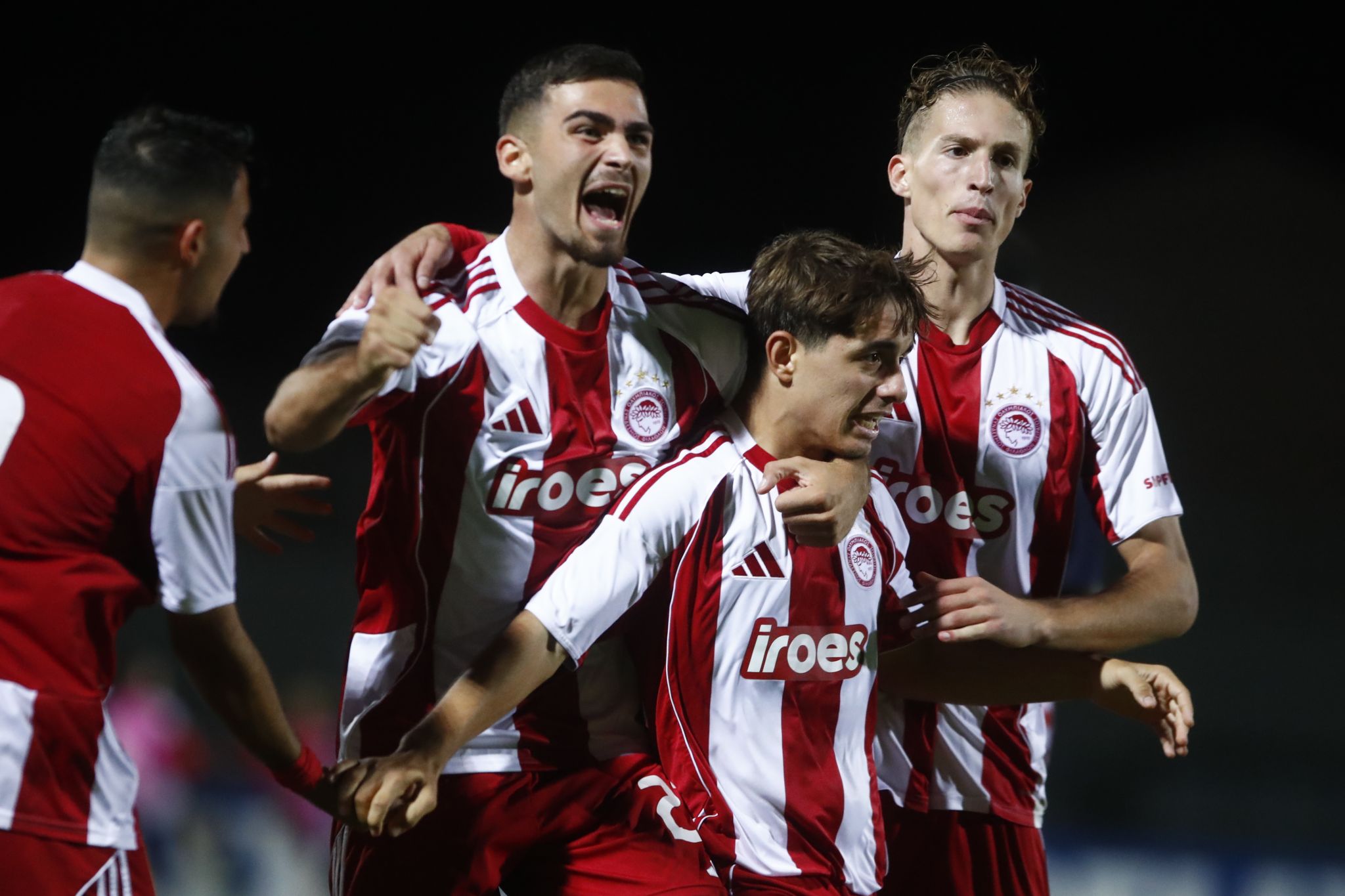 Fighting Olympiacos U19 team comes close to stunning turnaround