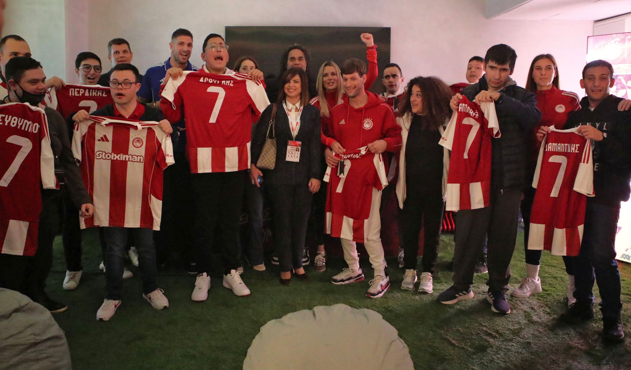 ΠΑΕ Ολυμπιακός και Stoiximan στέλνουν μήνυμα συμπερίληψης: «Μία θέση για όλους στο παιχνίδι»