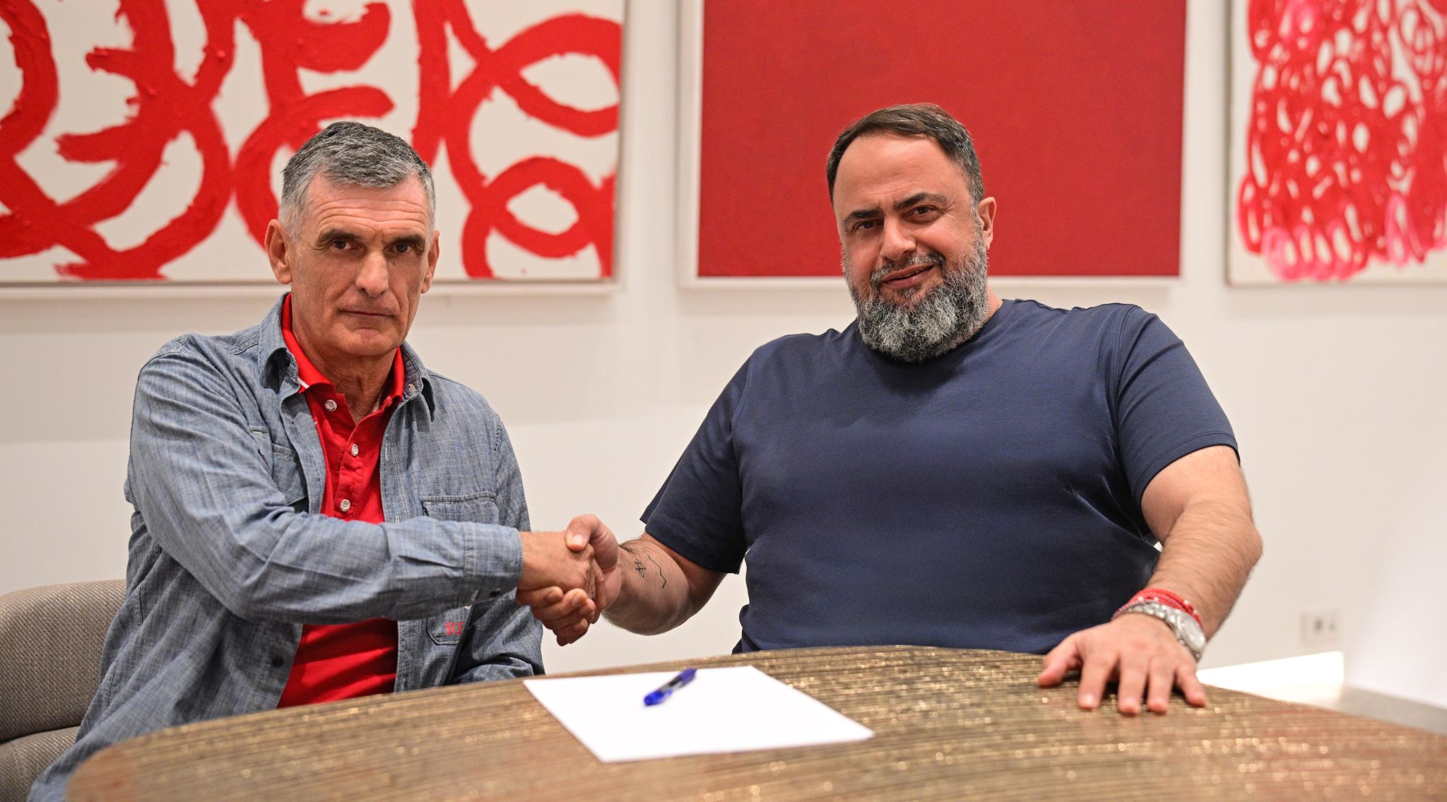 O Χοσέ Λουίς Μεντιλίμπαρ ανανέωσε με τον Ολυμπιακό μας