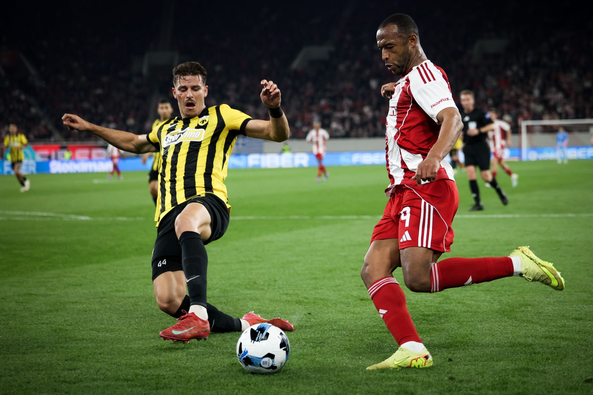 Ήττα στην πρεμιέρα των Playoffs