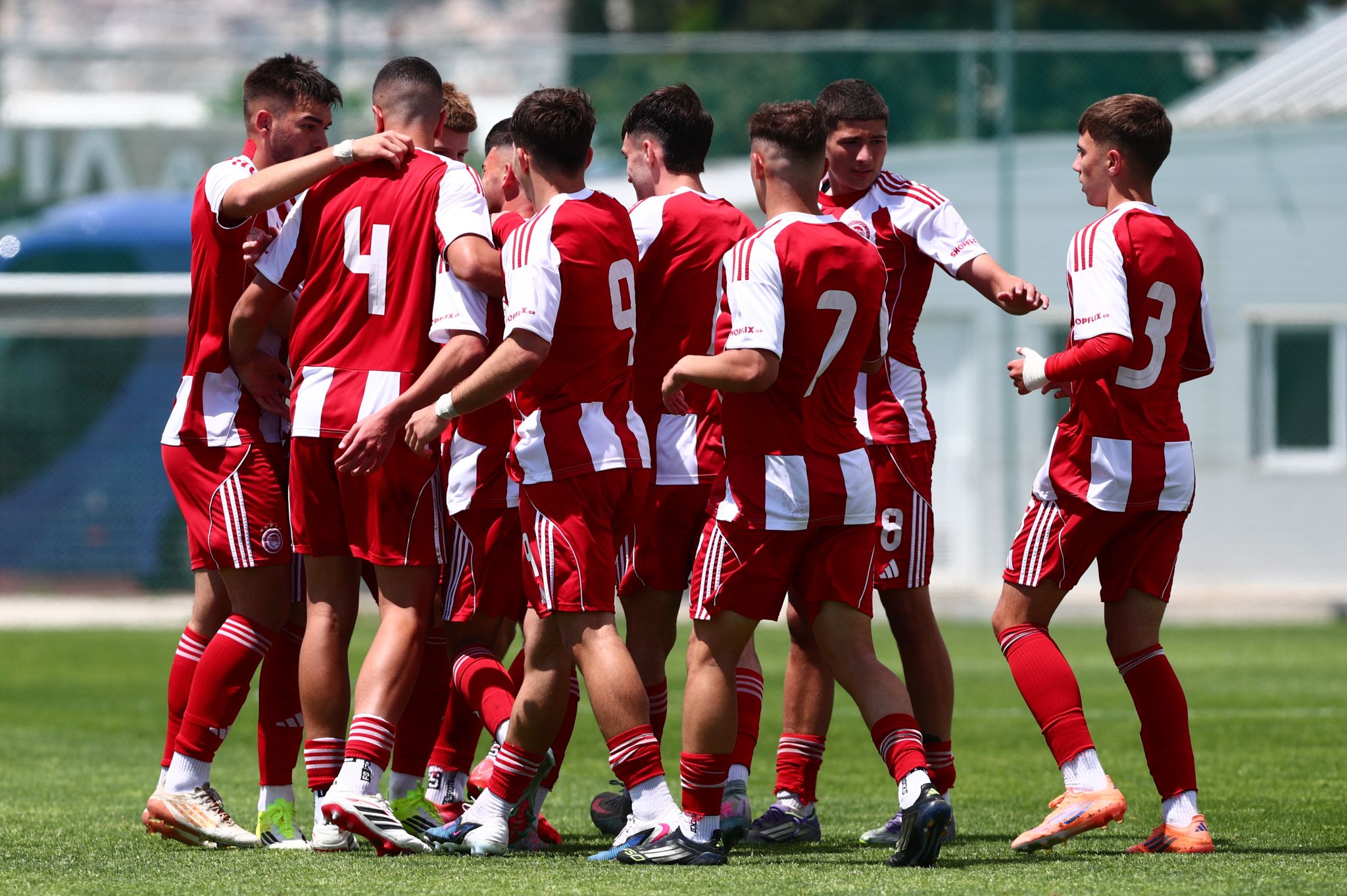 Άνετα οι Έφηβοι τον Αστέρα